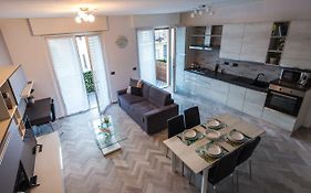 Gf Holiday Suite